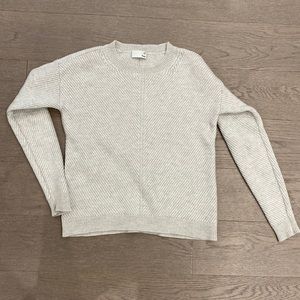 Cream. Merino wool sweater. Wilfred Free from Aritzia. Size xs